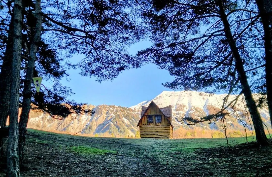 La Cabane Enchantee Le Vernet